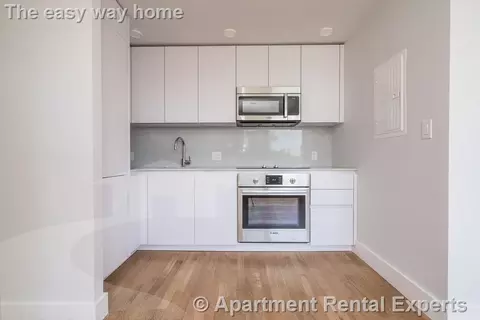 334 Harvard St #A6, Cambridge, MA 02139
