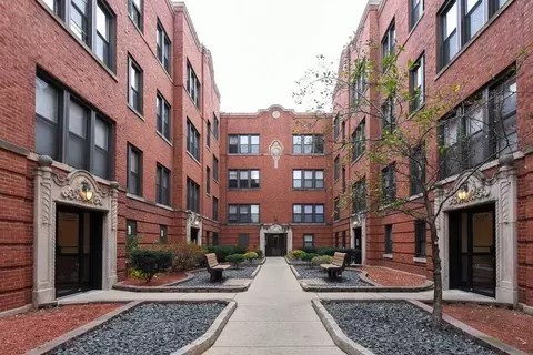 3521 N Racine Ave #3N, Chicago, IL 60657