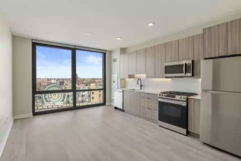 4611 N Broadway St, Chicago, IL 60640