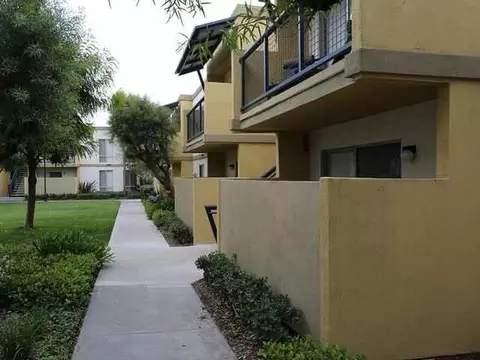 3201 Yorba Linda Blvd, Fullerton, CA 92831