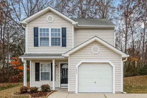 2822 Filbert St, Raleigh, NC 27610