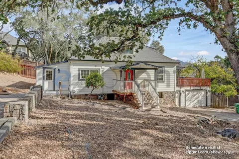785 Brush Creek Ln, Santa Rosa, CA 95404