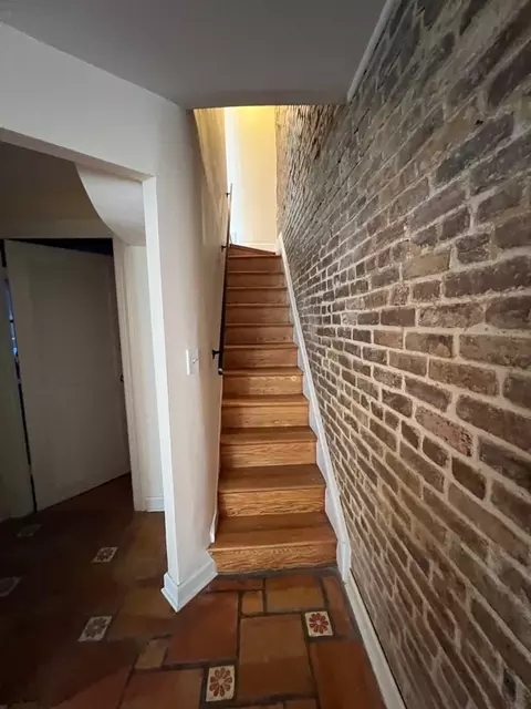332 E Street SE, Washington, DC 20003 photo 4
