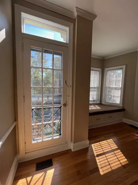 332 E Street SE, Washington, DC 20003 photo 9