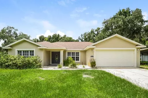 35221 W Griffin Dr, Fruitland Park, FL 34731