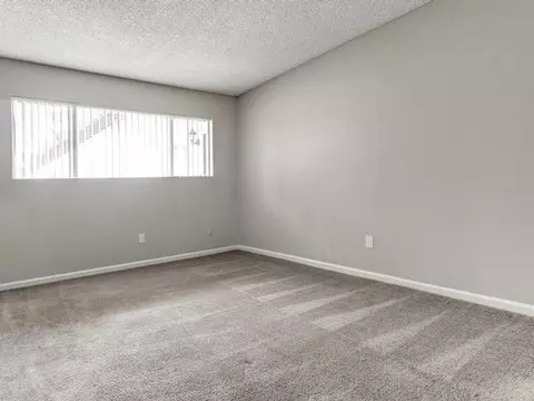 4300 Echo Ct, La Mesa, CA 91941 photo 2