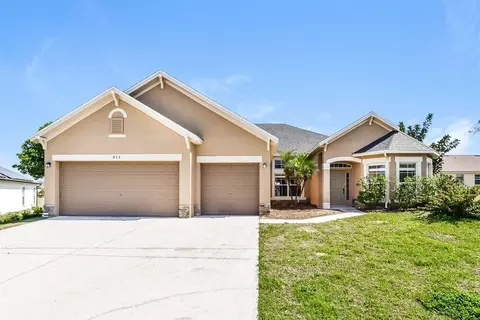 853 Sam Pennant Dr, Dundee, FL 33838