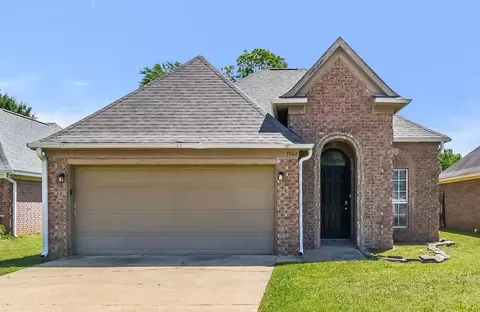 7340 Durango Dr, Horn Lake, MS 38637