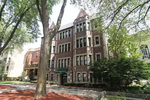 4631 N Paulina St #409, Chicago, IL 60640