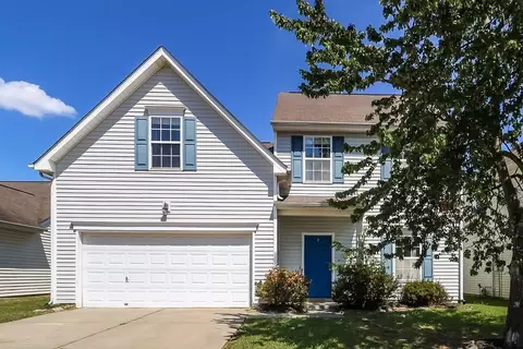 4823 Sunburst Ln, Charlotte, NC 28213