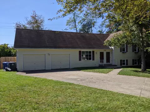 485 Woodview Dr, Lexington, KY 40515