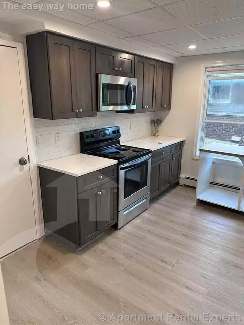 301 Boston Ave #2, Medford, MA 02155