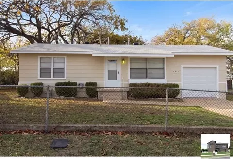 204 Allen St, Copperas Cove, TX 76522
