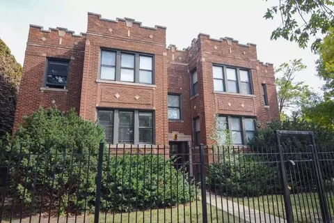 3301 N Harding Ave #1N, Chicago, IL 60618