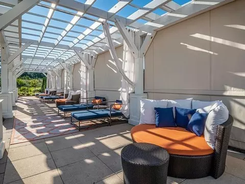 6450 Viewpointe Cir, Raleigh, NC 27617