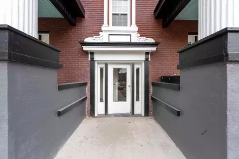 4341 Harrison St, Kansas City, MO 64110