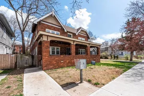 3933 Charlotte St, Kansas City, MO 64110