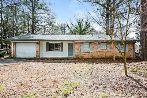 246 Bellwood Ln, Riverdale, GA 30274