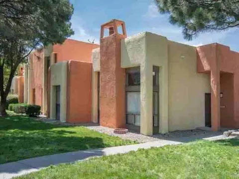 5100 Mesa Del Oso Rd NE, Albuquerque, NM 87111