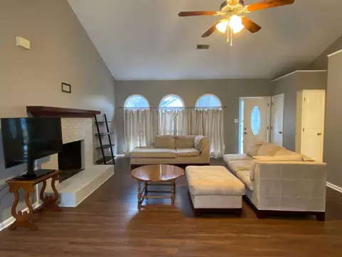 1350 Hathshire Dr, Charlotte, NC 28262