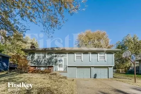 1200 NE 9th Street Ter, Blue Springs, MO 64014