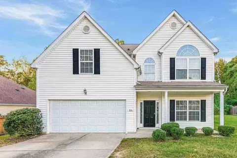 804 Red Oak Tree Dr, Fuquay Varina, NC 27526