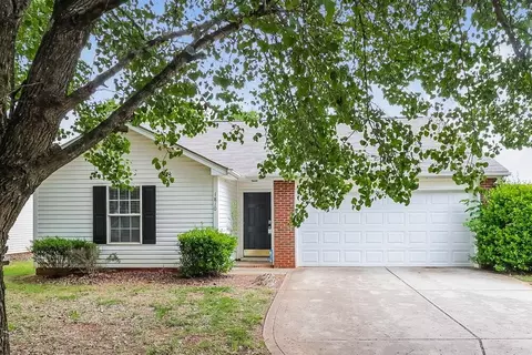 1810 Cagney St, Charlotte, NC 28262