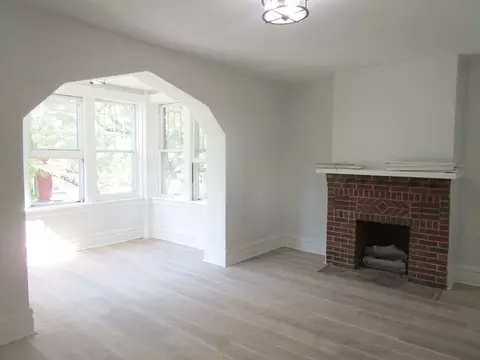 5920 Mcpherson Ave #1ST, Saint Louis, MO 63112