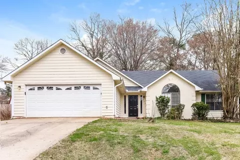 202 Northbridge Dr, Stockbridge, GA 30281