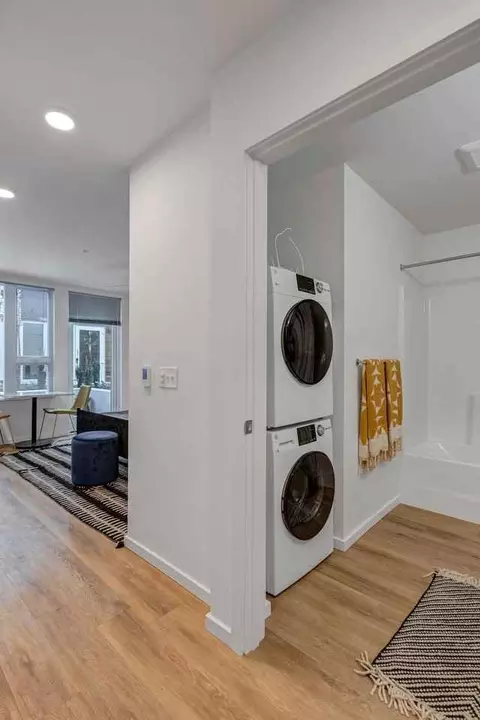 2524 S Jackson St, Seattle, WA 98144