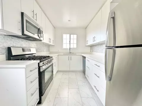 332 S Elm Dr #7, Beverly Hills, CA 90212
