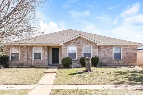 176 Palm Dr, Lancaster, TX 75146