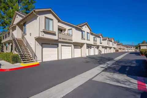 26571 Normandale Dr, Lake Forest, CA 92630