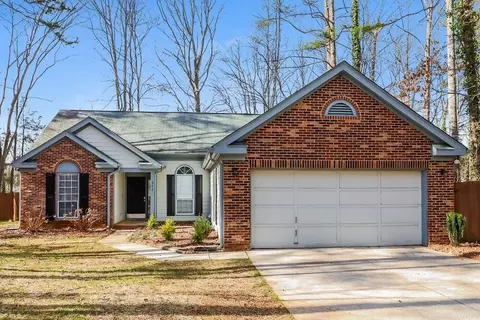 202 Aurora Ln, Huntersville, NC 28078