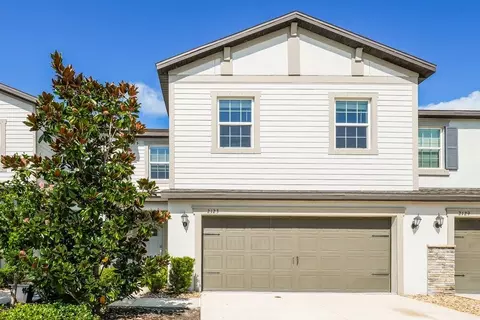 2123 Cerulean Sky Dr, Lutz, FL 33558
