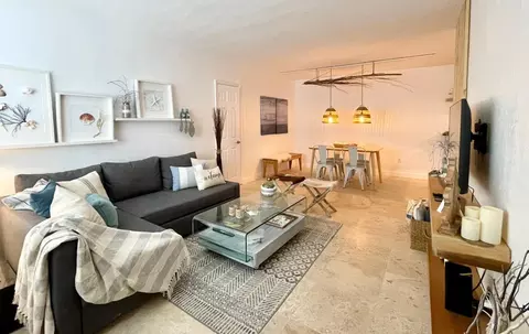 503 75th St #501, Miami Beach, FL 33141
