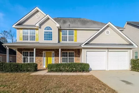 296 Millstone Dr, Hampton, GA 30228