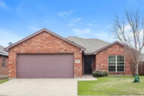 7605 Rainbow Creek Dr, Fort Worth, TX 76123