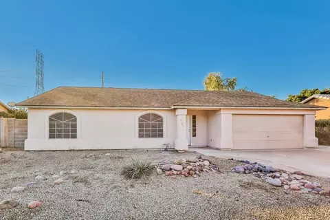 8125 Ellis St, Mesa, AZ 85207