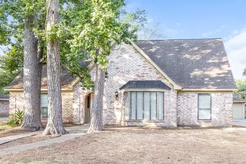 11715 Gardenglen Dr, Houston, TX 77070
