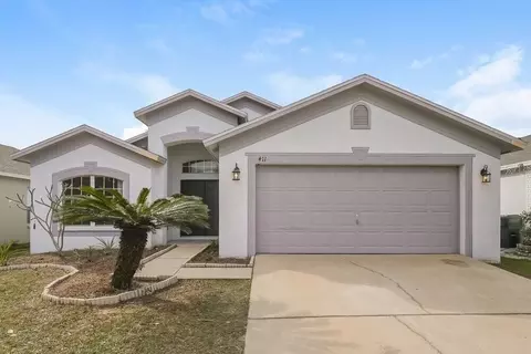 411 Sand Ridge Dr, Valrico, FL 33594