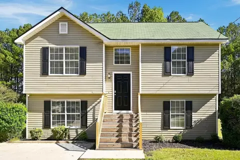 4250 Viewpoint Ln, Ellenwood, GA 30294