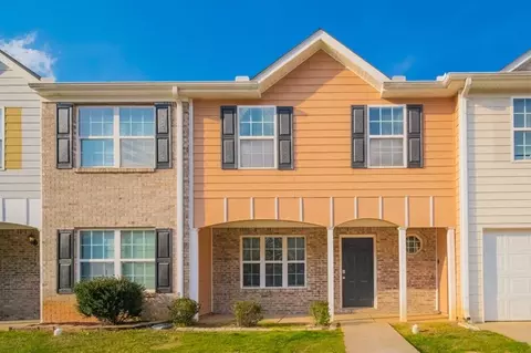 1761 Old Dogwood, Jonesboro, GA 30238