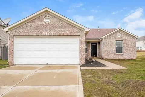 10610 Crackling Dr, Indianapolis, IN 46259
