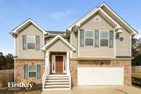 28 Clover Dr, Euharlee, GA 30145