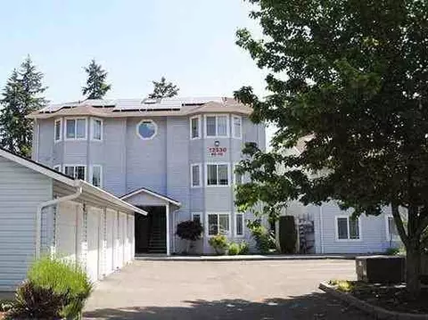 12330 SE Bush St, Portland, OR 97236