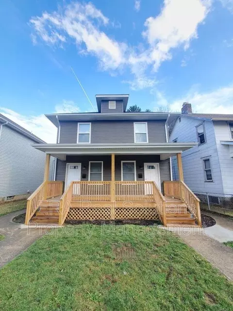 704 Berkeley Rd, Columbus, OH 43205