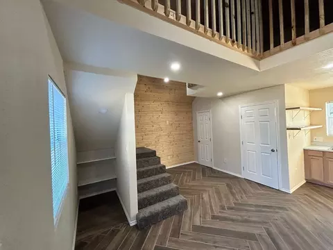 222 Highview Dr, San Antonio, TX 78228