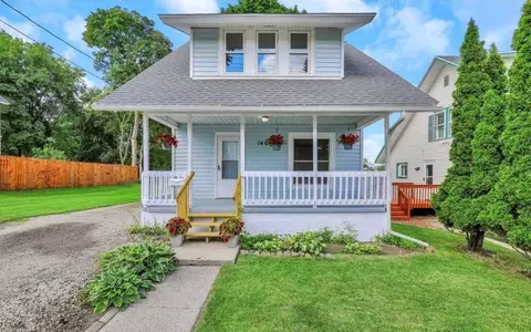 1404 Linval St, Lansing, MI 48910