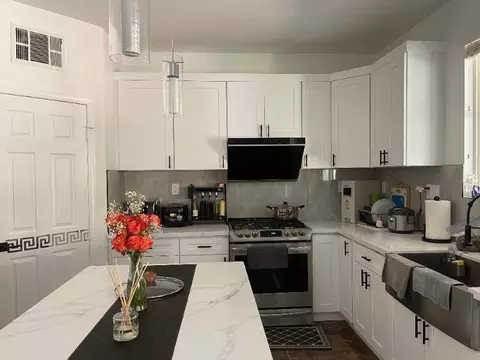 12952 Gingerwood Ct #1, Eastvale, CA 92880